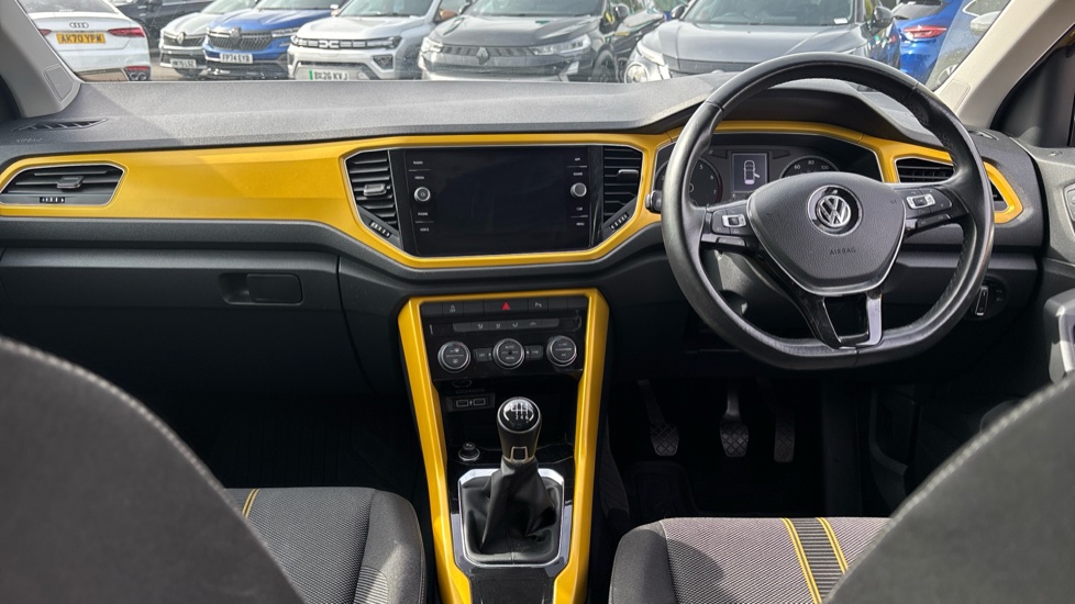 Volkswagen T-Roc 1.0 TSI Design 5dr Petrol Hatchback - Image 10