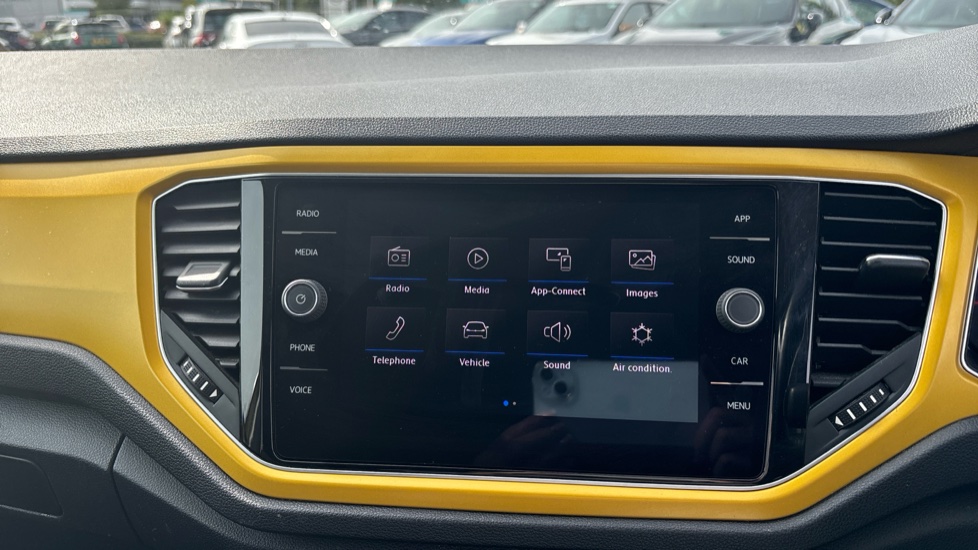 Volkswagen T-Roc 1.0 TSI Design 5dr Petrol Hatchback - Image 12