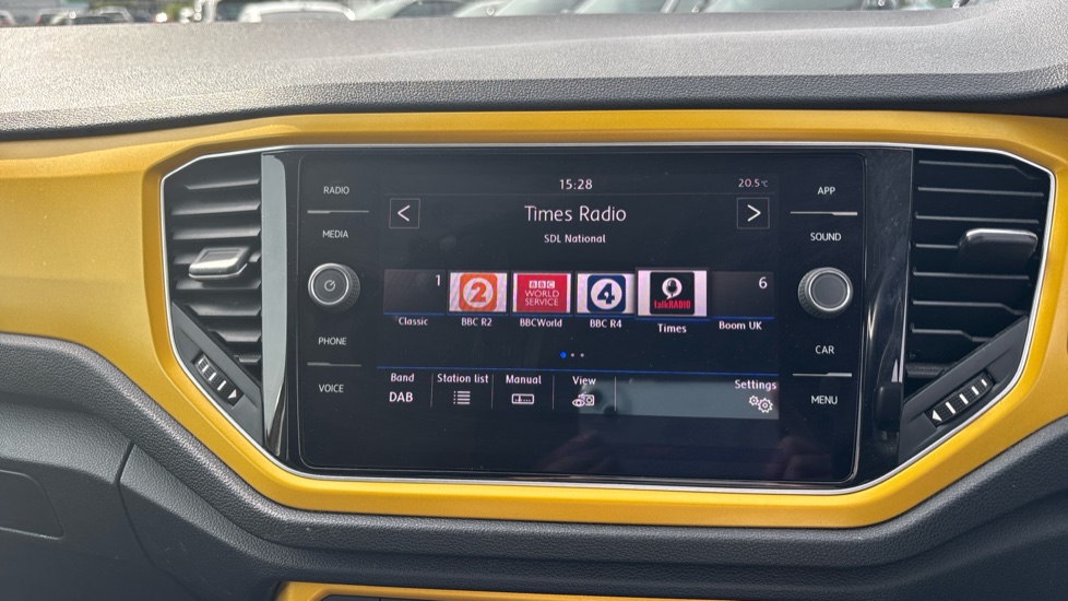 Volkswagen T-Roc 1.0 TSI Design 5dr Petrol Hatchback - Image 22