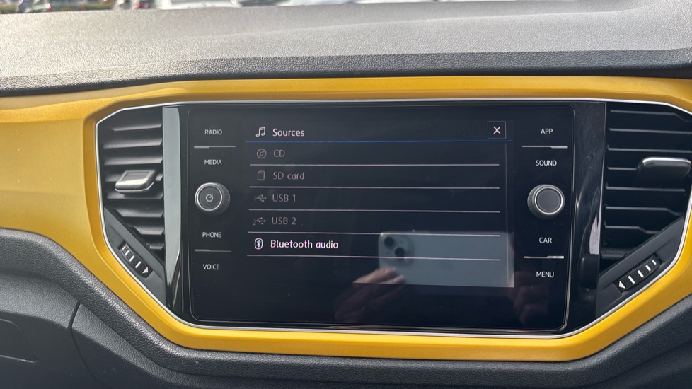 Volkswagen T-Roc 1.0 TSI Design 5dr Petrol Hatchback - Image 23