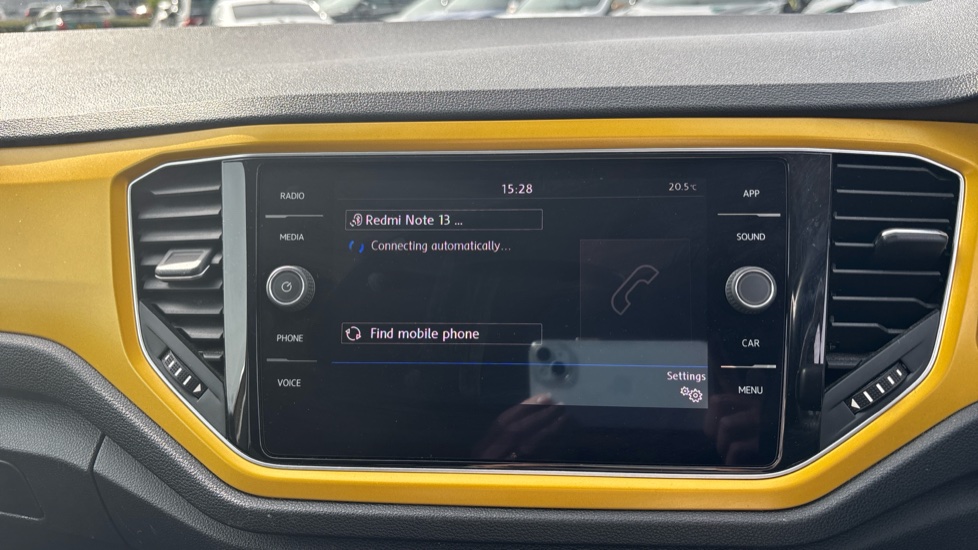 Volkswagen T-Roc 1.0 TSI Design 5dr Petrol Hatchback - Image 24