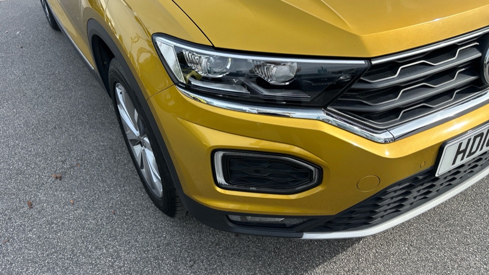 Volkswagen T-Roc 1.0 TSI Design 5dr Petrol Hatchback - Image 43