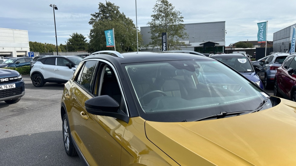 Volkswagen T-Roc 1.0 TSI Design 5dr Petrol Hatchback - Image 44