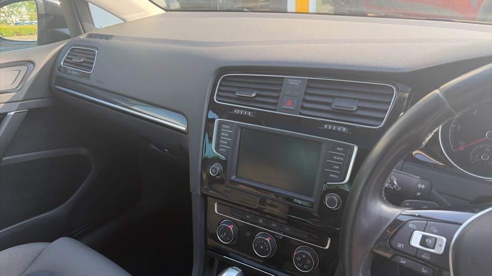 Volkswagen Golf 2.0 TDI GT Edition 5dr DSG Diesel Hatchback - Image 14
