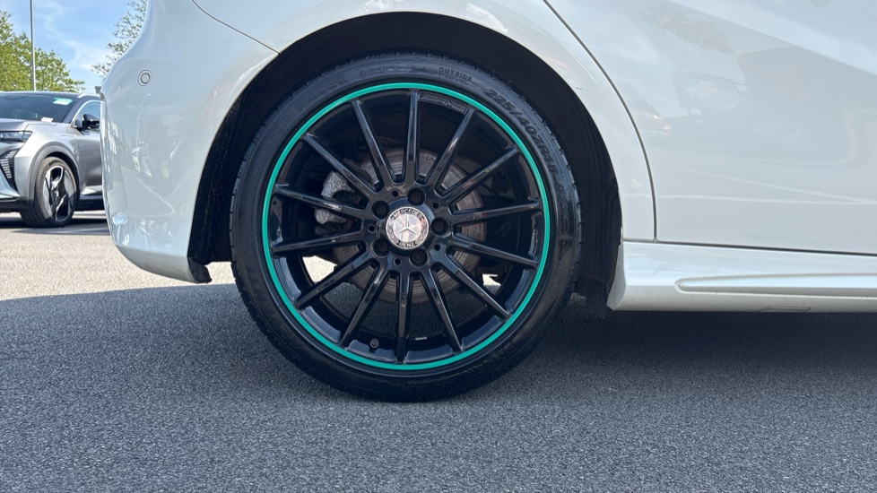 Mercedes-Benz A-Class A220d Motorsport Edition Premium 5dr Auto Diesel Hatchback - Image 7