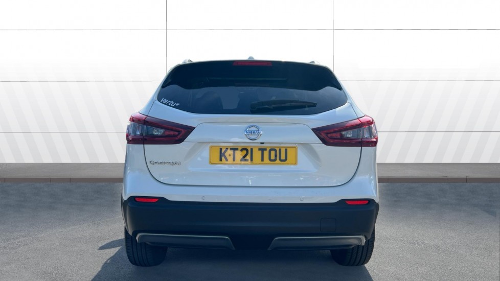 Nissan Qashqai 1.3 DiG-T 160 [157] N-Connecta 5dr DCT Glass Roof Petrol Hatchback - Image 6