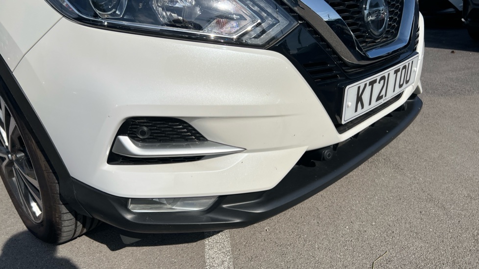 Nissan Qashqai 1.3 DiG-T 160 [157] N-Connecta 5dr DCT Glass Roof Petrol Hatchback - Image 8