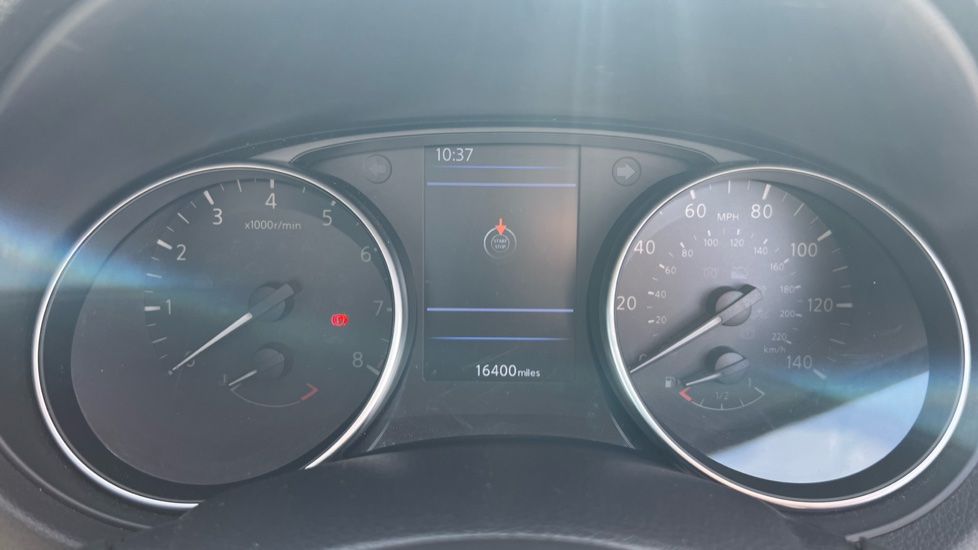 Nissan Qashqai 1.3 DiG-T 160 [157] N-Connecta 5dr DCT Glass Roof Petrol Hatchback - Image 18