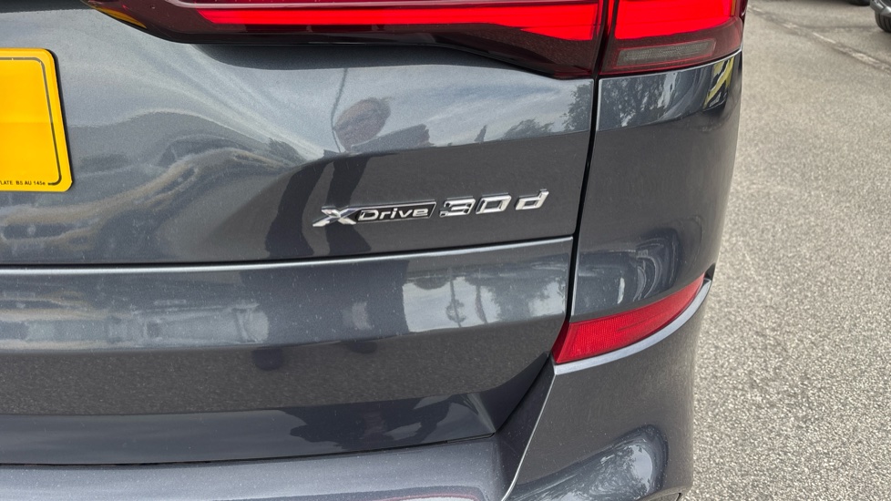 BMW X5 xDrive30d MHT M Sport 5dr Auto Diesel Estate - Image 33