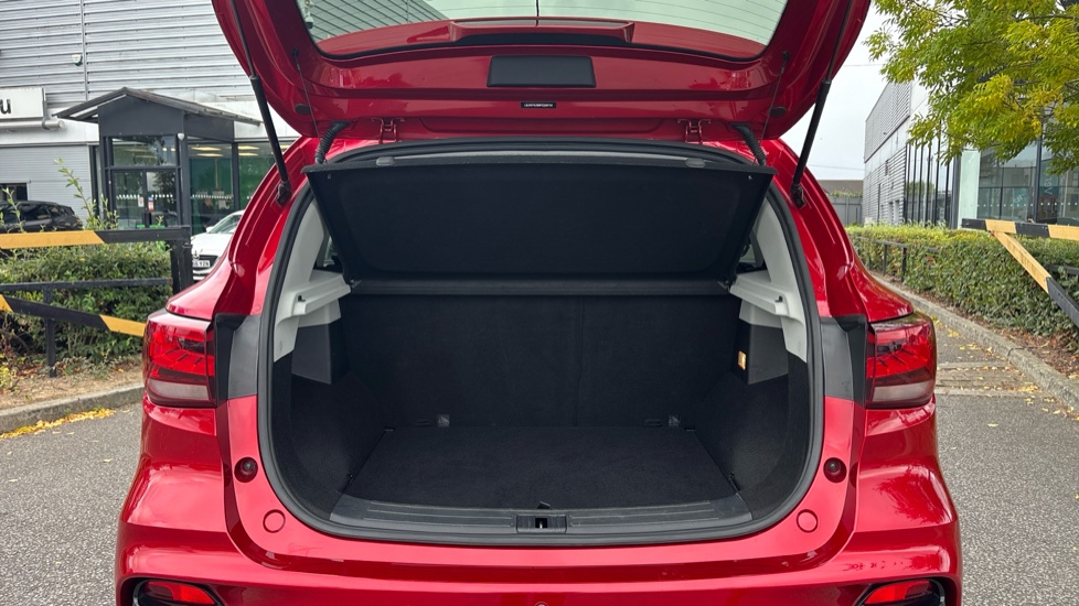 MG ZS 1.5 VTi-TECH Exclusive 5dr Petrol Hatchback - Image 4