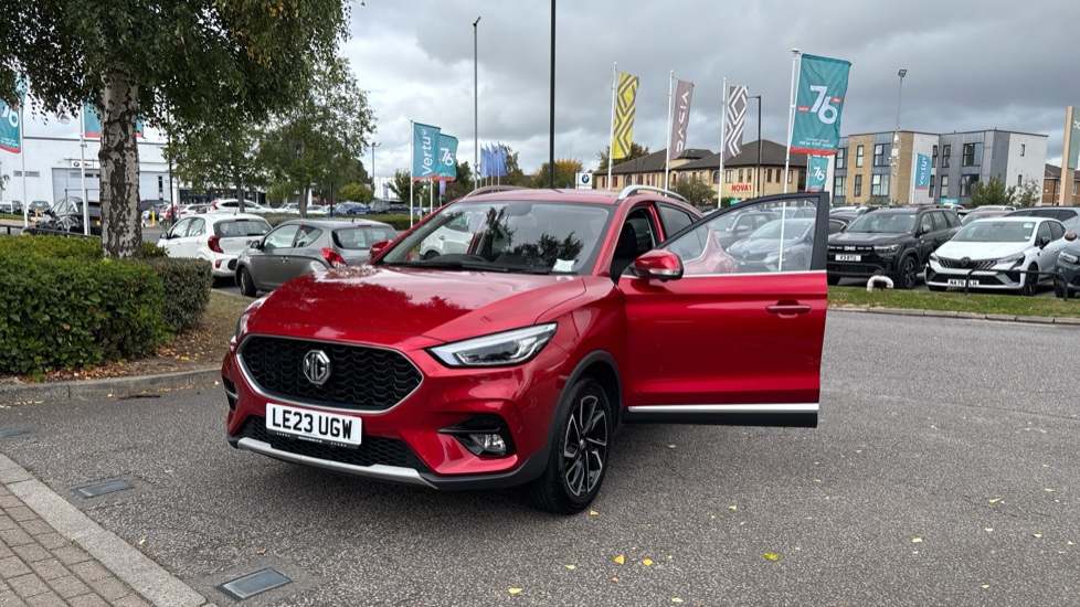MG ZS 1.5 VTi-TECH Exclusive 5dr Petrol Hatchback - Image 23