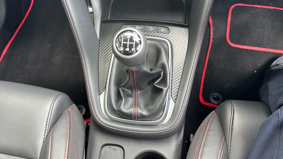 MG ZS 1.5 VTi-TECH Exclusive 5dr Petrol Hatchback - Image 31