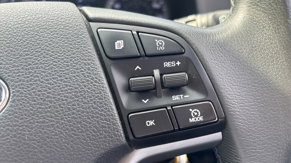 Hyundai TUCSON 1.7 CRDi Blue Drive SE 5dr 2WD Diesel Estate - Image 22