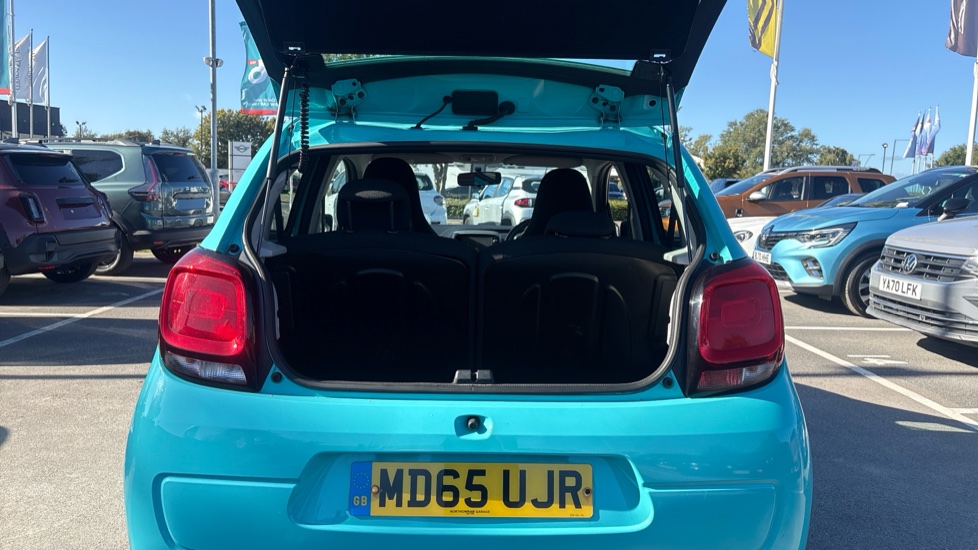 Citroen C1 1.0 VTi Feel 5dr Petrol Hatchback - Image 4