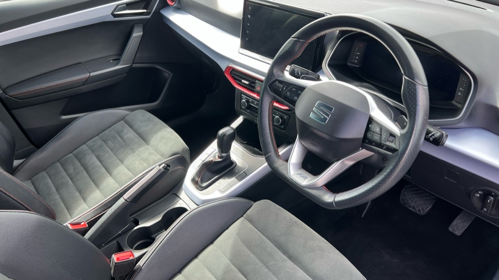 SEAT Arona 1.0 TSI 115 FR Sport 5dr DSG Petrol Hatchback - Image 11