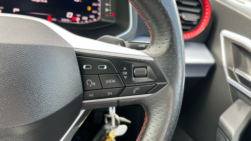 SEAT Arona 1.0 TSI 115 FR Sport 5dr DSG Petrol Hatchback - Image 21