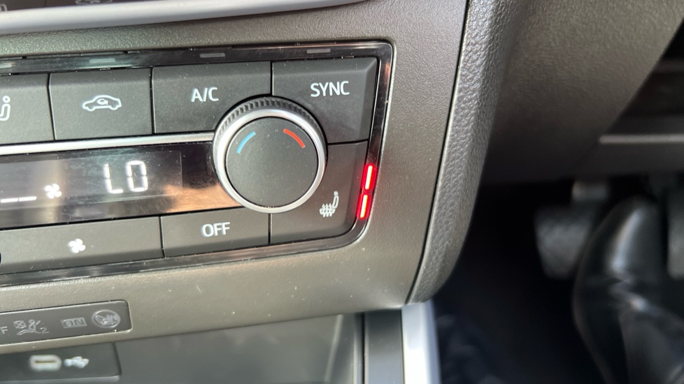 SEAT Arona 1.0 TSI 115 FR Sport 5dr DSG Petrol Hatchback - Image 38