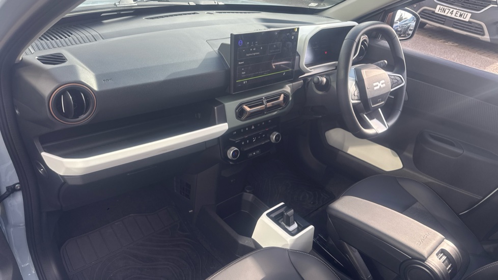 Dacia Spring 24kWh Extreme 100 75kW 5dr Auto Electric Hatchback - Image 9