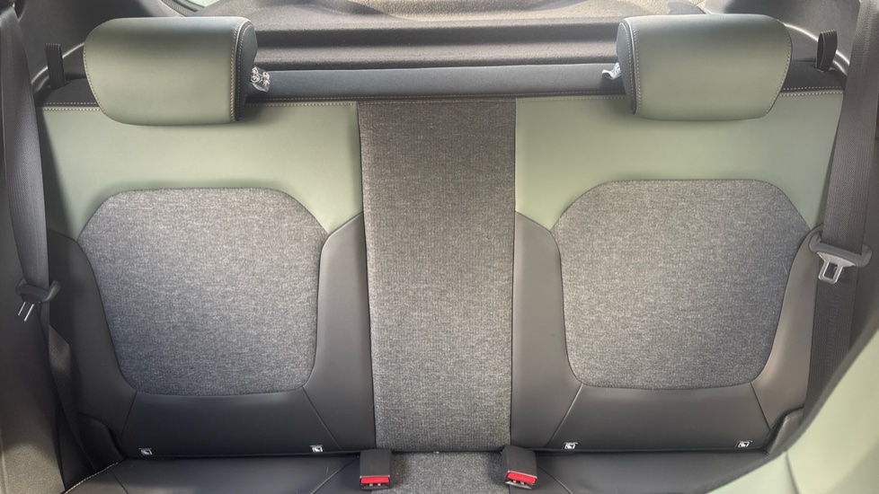 Dacia Spring 24kWh Extreme 100 75kW 5dr Auto Electric Hatchback - Image 15