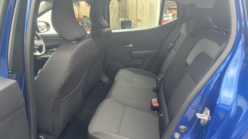 Dacia Sandero Stepway 1.0 TCe Extreme 5dr Petrol Hatchback - Image 16