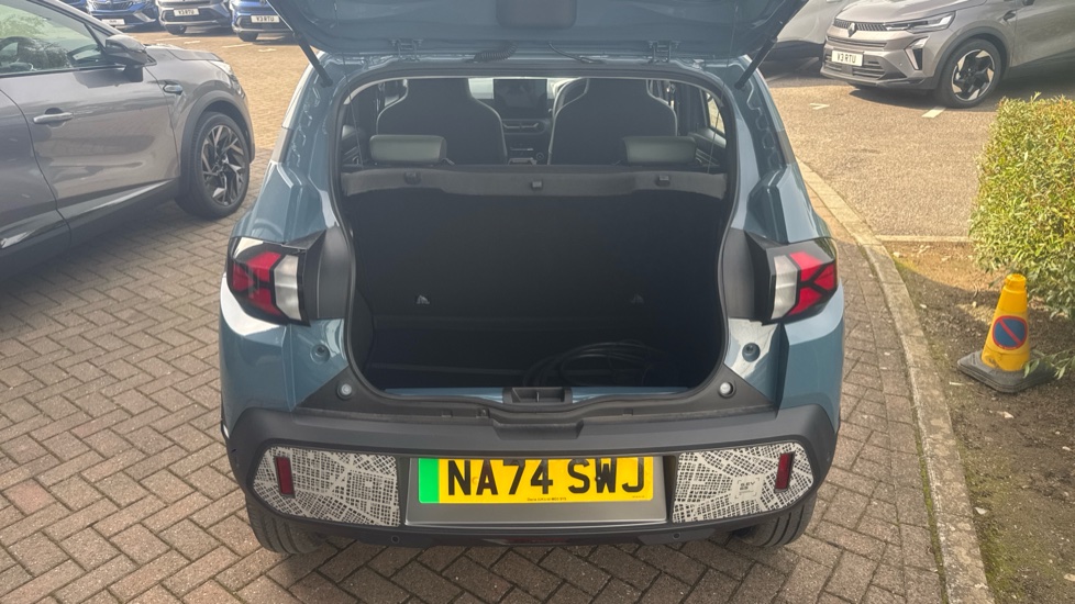 Dacia Spring 27kWh Extreme 65 48kW 5dr Auto Electric Hatchback - Image 4