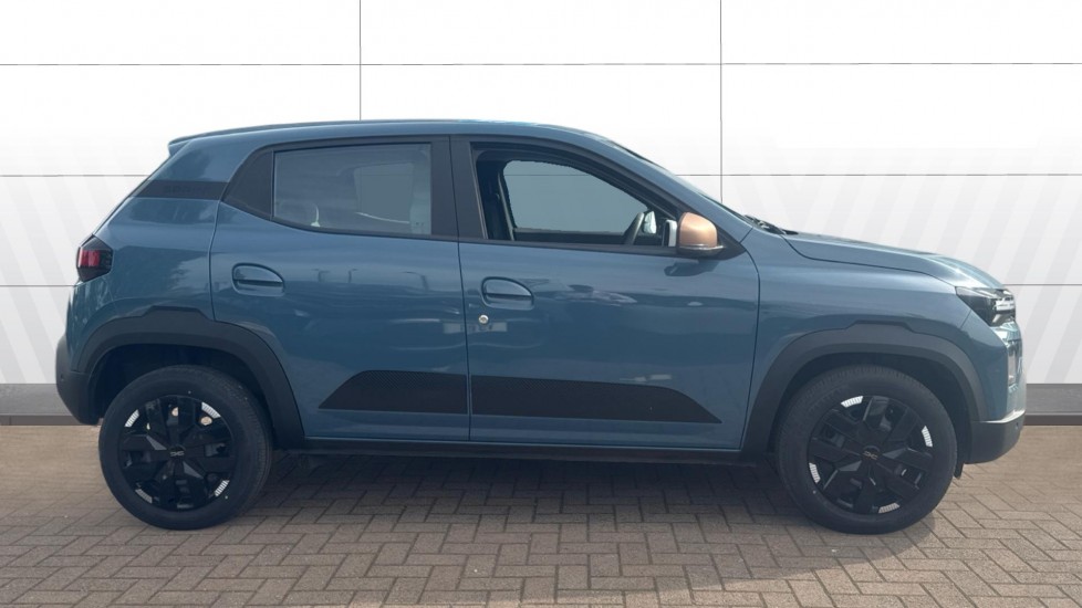 Dacia Spring 27kWh Extreme 65 48kW 5dr Auto Electric Hatchback - Image 5