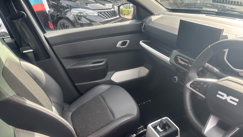 Dacia Spring 27kWh Extreme 65 48kW 5dr Auto Electric Hatchback - Image 14