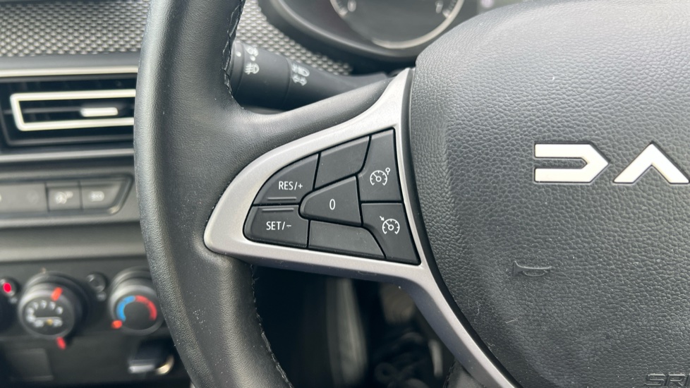 Dacia Sandero 1.0 Tce Expression 5dr Petrol Hatchback - Image 9