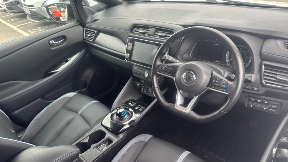 Nissan LEAF 160kW e+ 3.Zero 62kWh 5dr Auto Electric Hatchback - Image 11