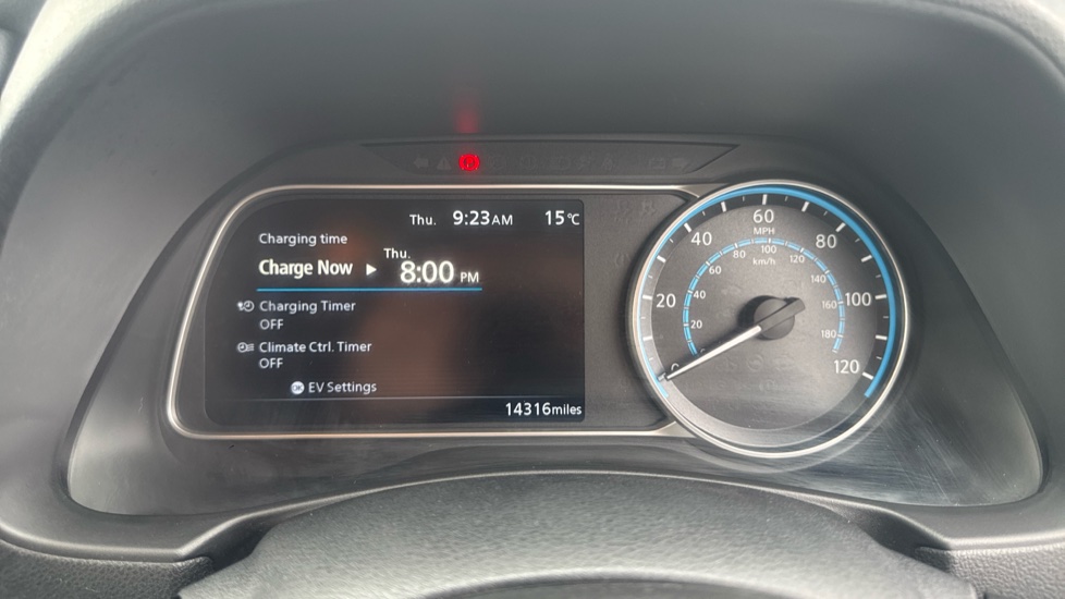 Nissan LEAF 160kW e+ 3.Zero 62kWh 5dr Auto Electric Hatchback - Image 18