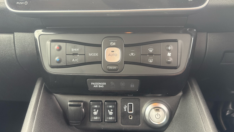 Nissan LEAF 160kW e+ 3.Zero 62kWh 5dr Auto Electric Hatchback - Image 23