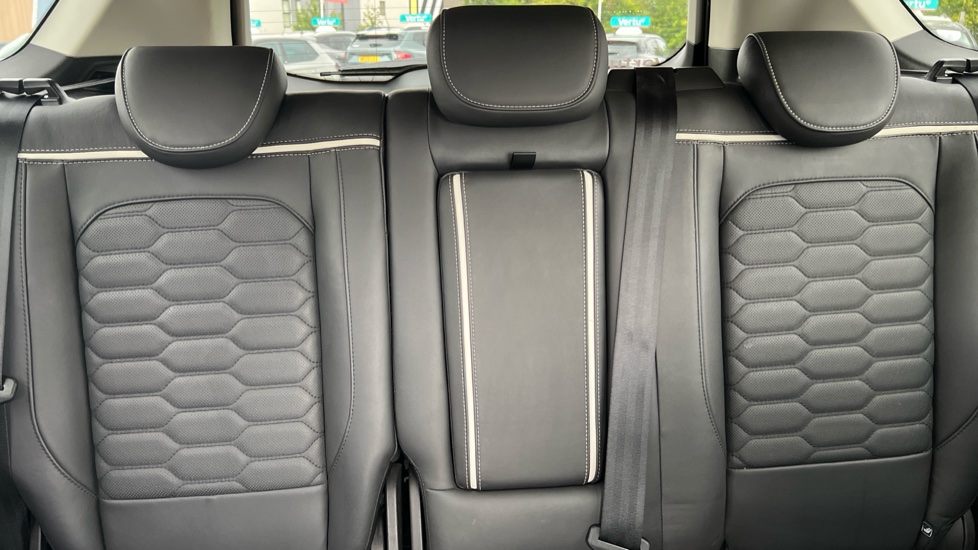 Ford Kuga Vignale 2.0 TDCi 180 5dr Auto Diesel Estate - Image 15