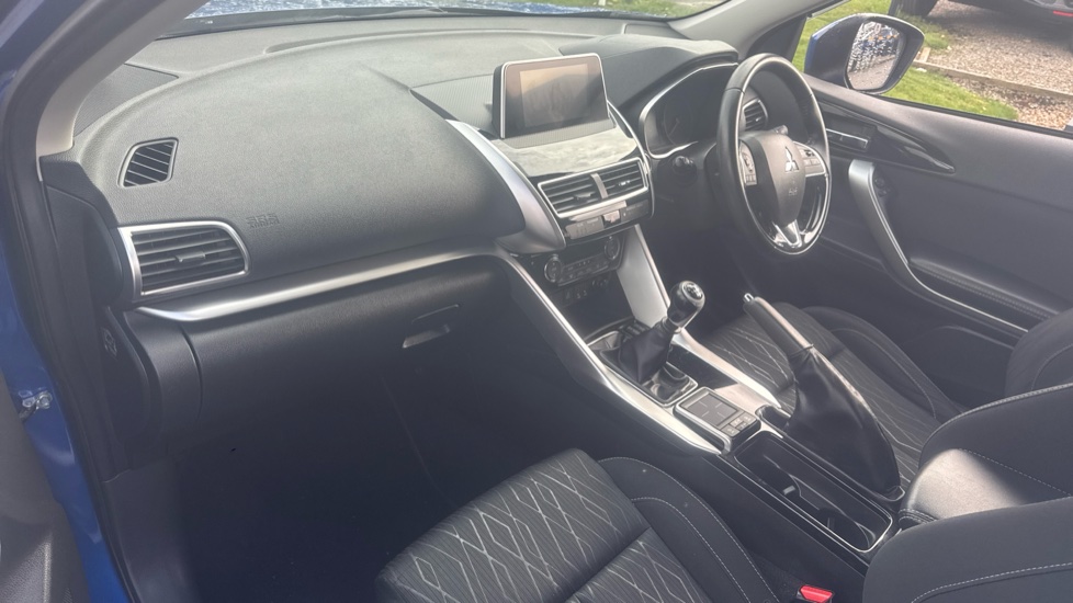 Mitsubishi Eclipse Cross 1.5 3 5dr Petrol Hatchback - Image 9