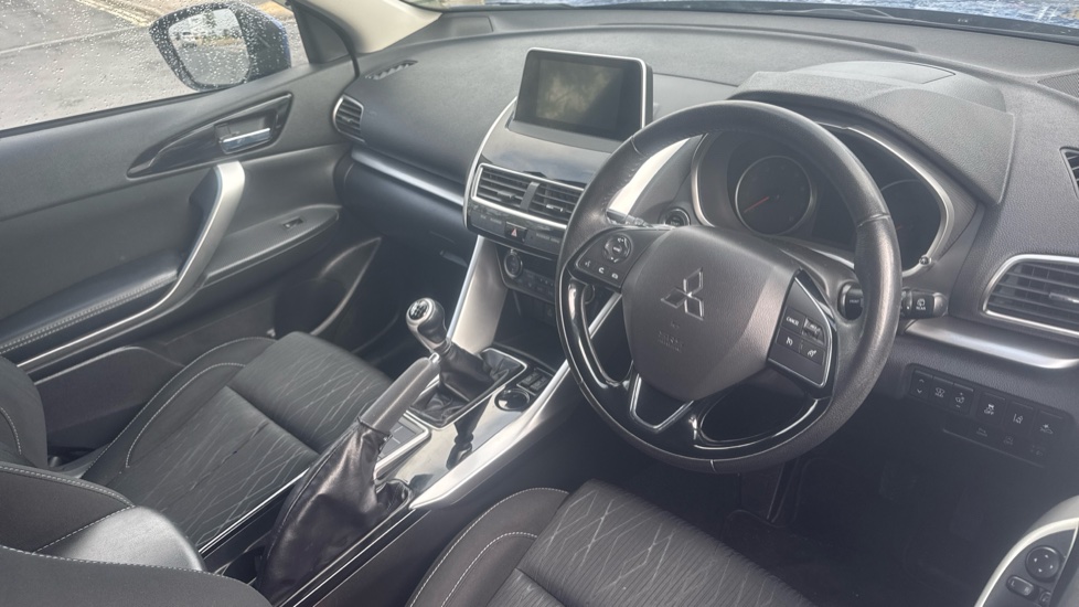 Mitsubishi Eclipse Cross 1.5 3 5dr Petrol Hatchback - Image 11