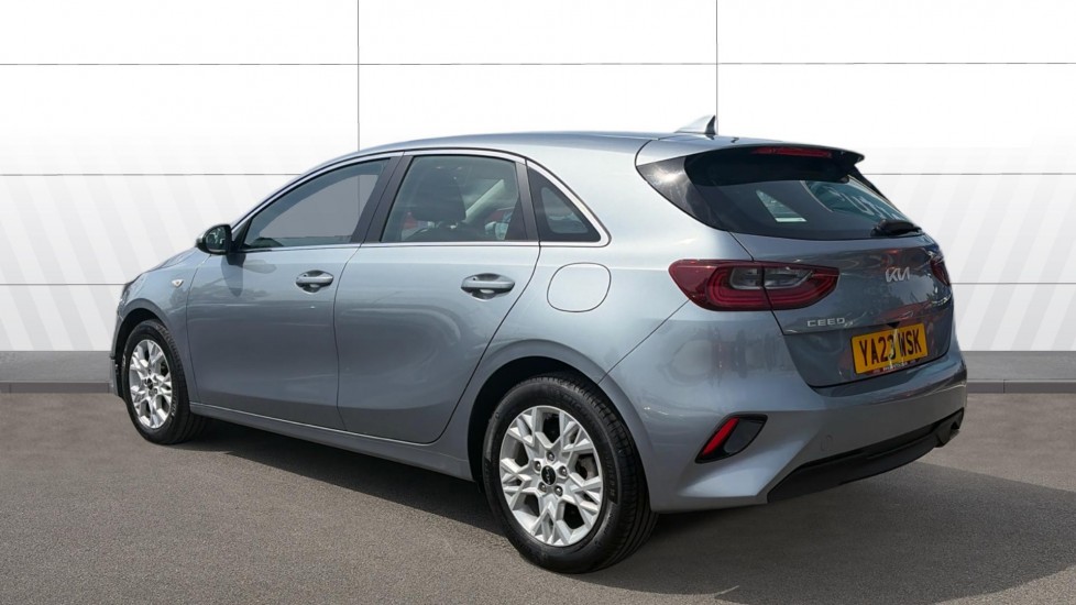 Kia Ceed 1.5T GDi ISG 2 5dr Petrol Hatchback - Image 2