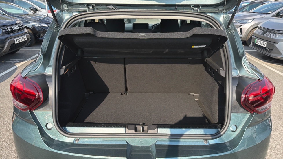 Dacia Sandero Stepway 1.0 TCe Extreme 5dr Petrol Hatchback - Image 4