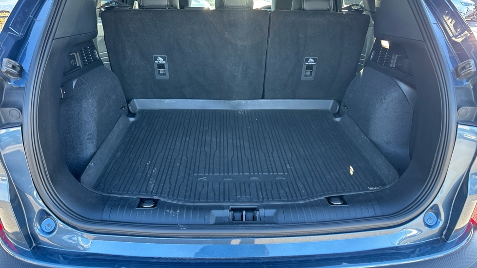 Ford Kuga 1.5 EcoBlue Titanium Edition 5dr Auto Diesel Estate - Image 41