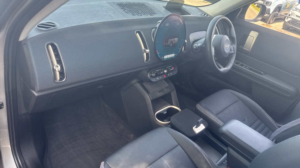 MINI Countryman 1.5 C Classic 5dr Auto Petrol Hatchback - Image 9