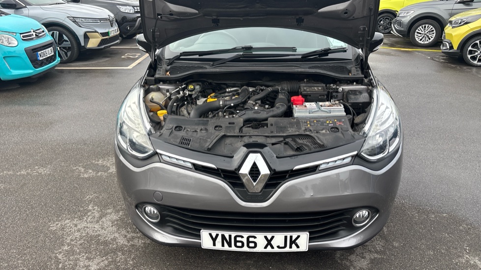 Renault Clio 0.9 TCE 90 Dynamique Nav 5dr Petrol Hatchback - Image 8