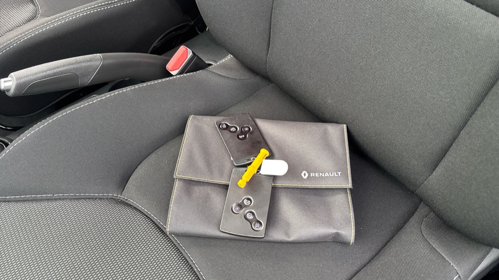 Renault Clio 0.9 TCE 90 Dynamique Nav 5dr Petrol Hatchback - Image 19