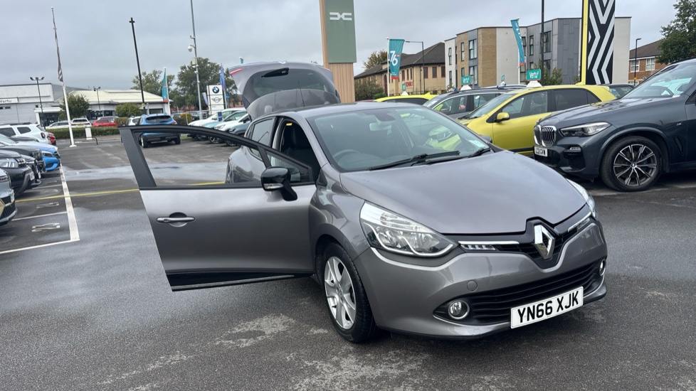 Renault Clio 0.9 TCE 90 Dynamique Nav 5dr Petrol Hatchback - Image 21