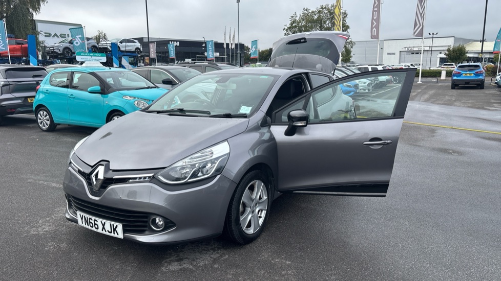 Renault Clio 0.9 TCE 90 Dynamique Nav 5dr Petrol Hatchback - Image 22