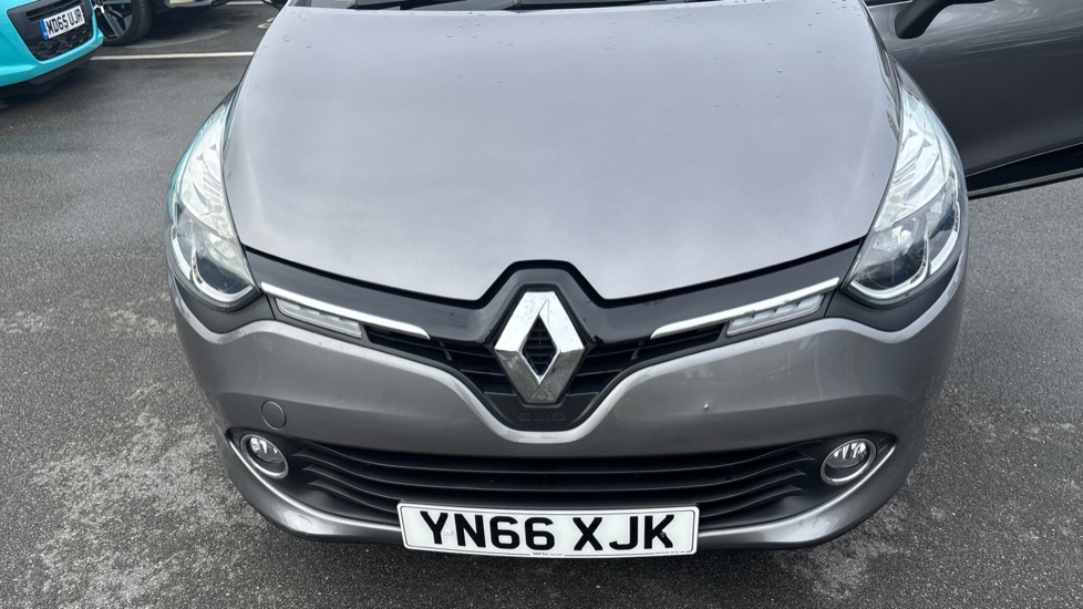 Renault Clio 0.9 TCE 90 Dynamique Nav 5dr Petrol Hatchback - Image 23