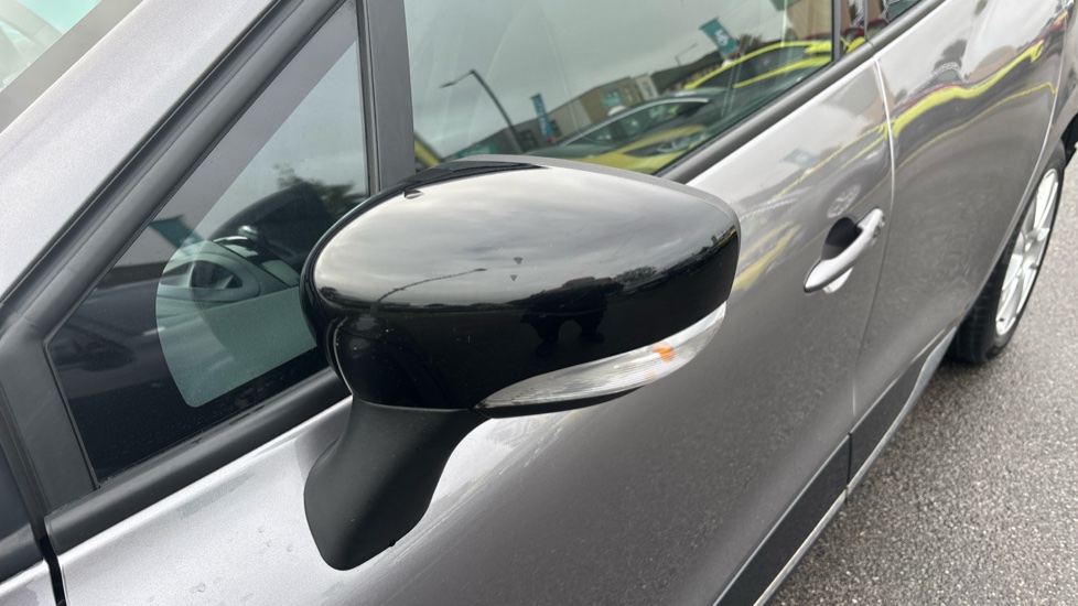 Renault Clio 0.9 TCE 90 Dynamique Nav 5dr Petrol Hatchback - Image 24