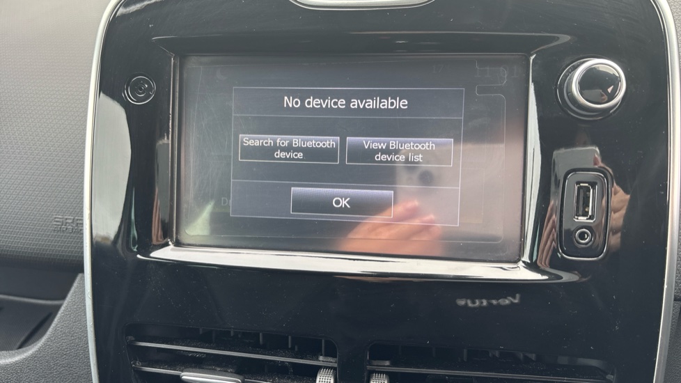 Renault Clio 0.9 TCE 90 Dynamique Nav 5dr Petrol Hatchback - Image 41