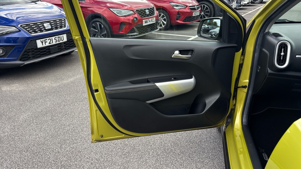 Kia Picanto 1.0 X-Line S 5dr Petrol Hatchback - Image 31