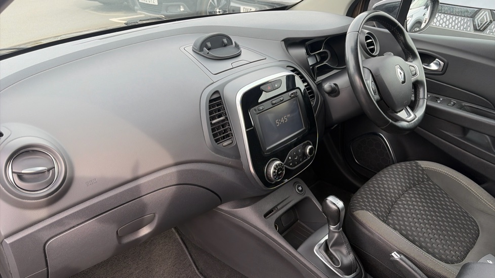 Renault Captur 1.5 dCi 90 Dynamique S Nav 5dr EDC Diesel Hatchback - Image 9