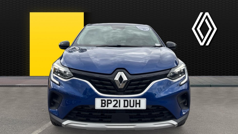 Renault Captur 1.3 TCE 140 Iconic 5dr Petrol Hatchback - Image 3