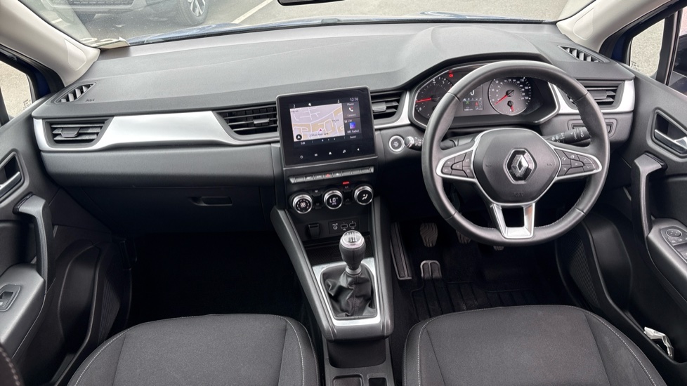 Renault Captur 1.3 TCE 140 Iconic 5dr Petrol Hatchback - Image 10