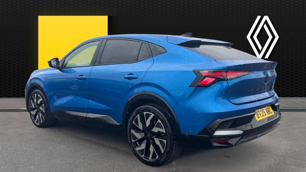 Renault Rafale E-Tech FHEV Techno Esprit Alpine 5dr Auto 4C Hybrid Estate - Image 2